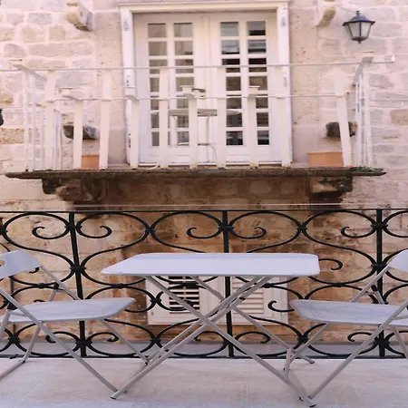 Anima Mea Old Town Apartments- Premium With Balcony Apartmán