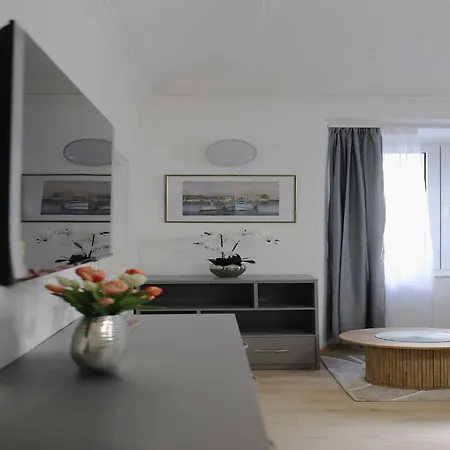 Anima Mea Old Town Apartments- Premium With Balcony Apartment *