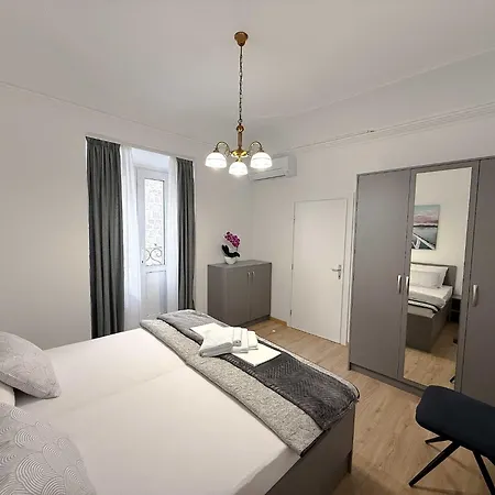 Anima Mea Old Town Apartments- Premium With Balcony